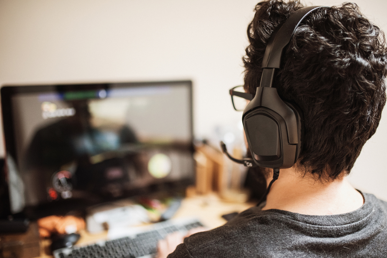 Three common Esports injuries and how virtual PT can help address them